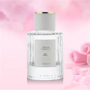 Dideli stikliniai kvepalų buteliukai